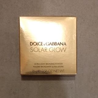 ドルチェアンドガッバーナ(DOLCE&GABBANA)のソーラーグロウ ウルトラライト ブロンジングパウダー【ドルチェ＆ガッバーナ】(フェイスカラー)