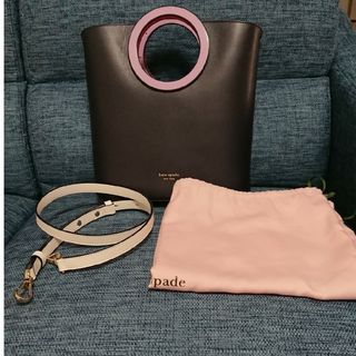 ケイトスペードニューヨーク(kate spade new york)のkate spade newyork🍀バイカラーショルダーバッグ(ハンドバッグ)