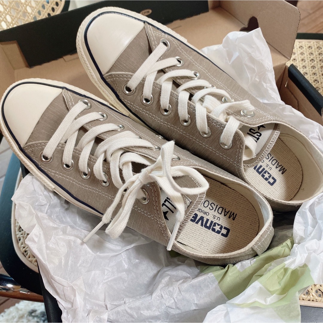 CONVERSE(コンバース)のイエナ30th記念　IENA ×マディソンブルー×コンバース　23.5cm レディースの靴/シューズ(スニーカー)の商品写真