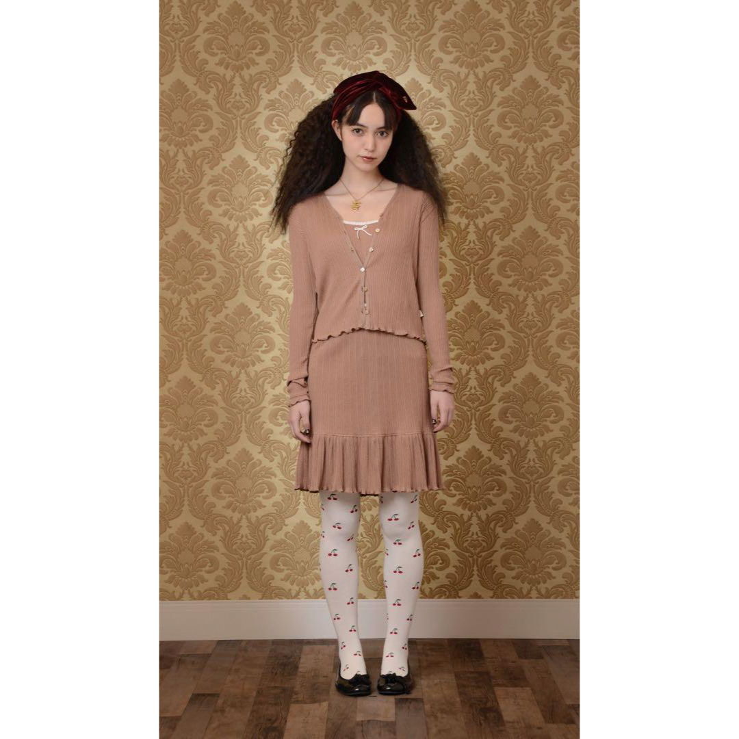 Katie(ケイティー)のKatie UNDER PRETTIES cardigan CAMEL レディースのトップス(カーディガン)の商品写真