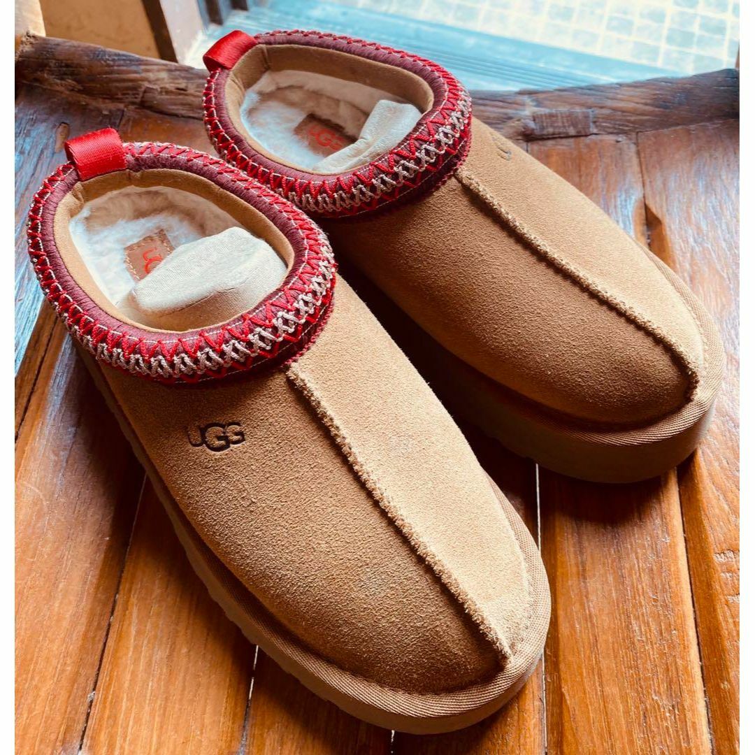 激可愛い♬✨超激レア✨24⇒23.5ソックス履き✨UGG✨TAZZ✨厚底サンダル