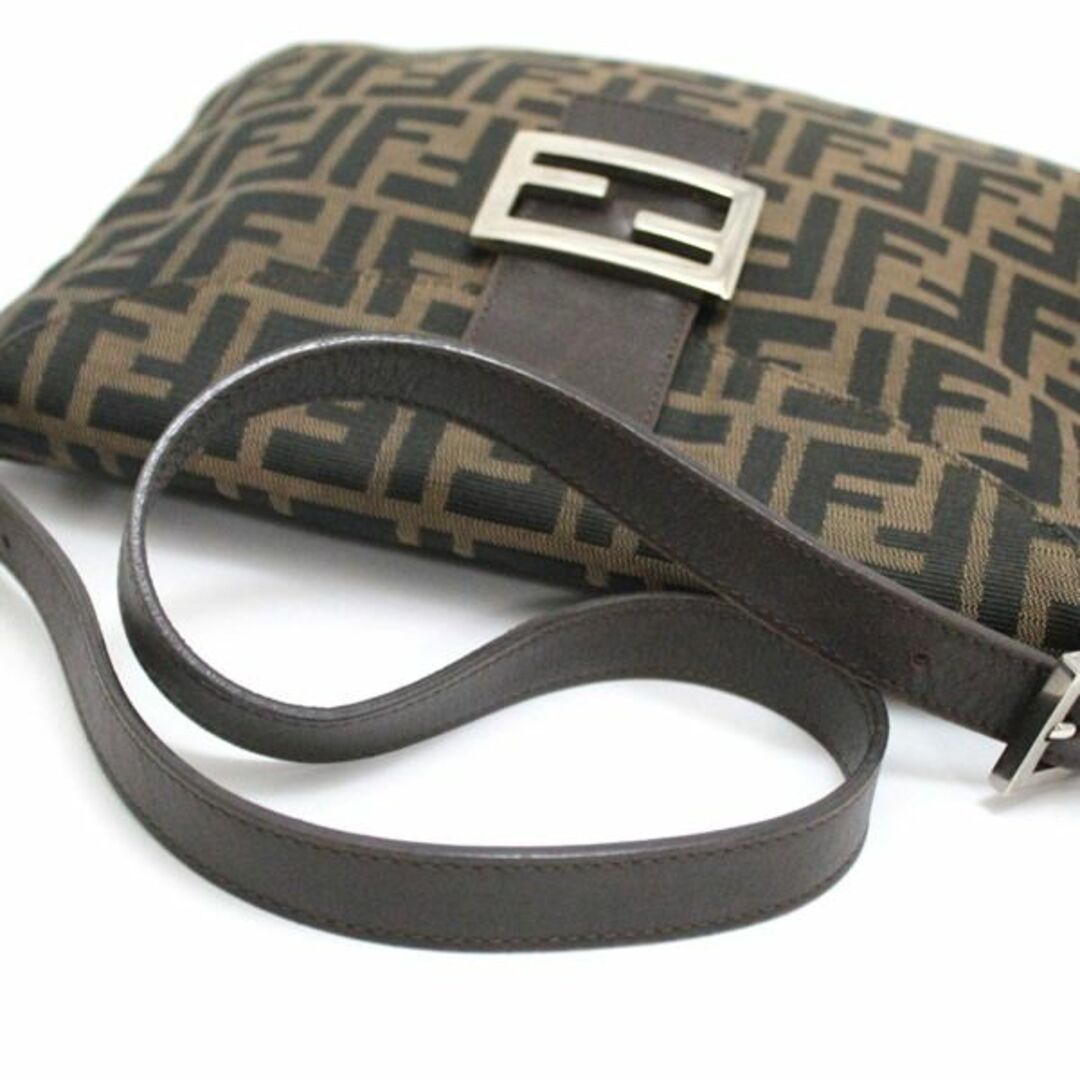 フェンディ FENDI ズッカ柄 マンマバケット ショルダーバッグ