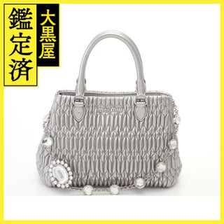 （美品）ミュウミュウ MIUMIU マトラッセ トート ショルダー ハンドバッグ 黒 シルバー金具 5BE896 8187