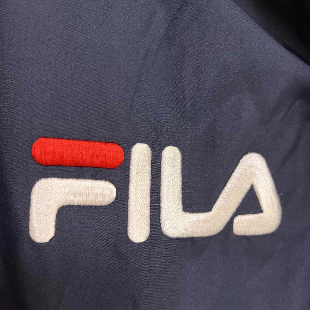 FILA - FILA フィラ ナイロンジャケット ネイビー 背面でかロゴ刺繍 M