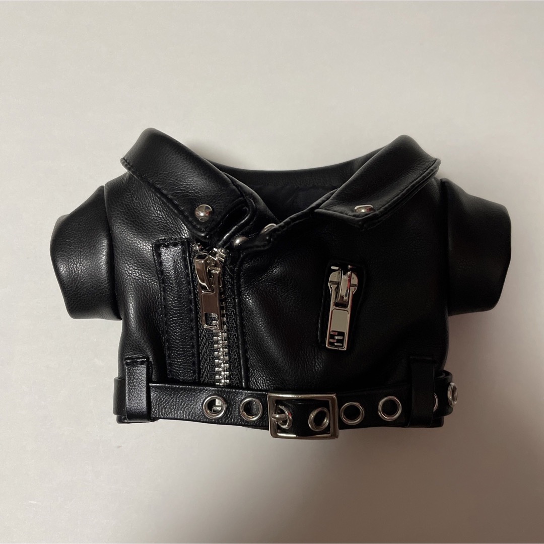 20センチ ぬいぐるみ用 革ジャンの通販 by ひまさん's shop|ラクマ 20センチ ぬいぐるみ用 革ジャンの通販 by ひまさん's shop|ラクマ