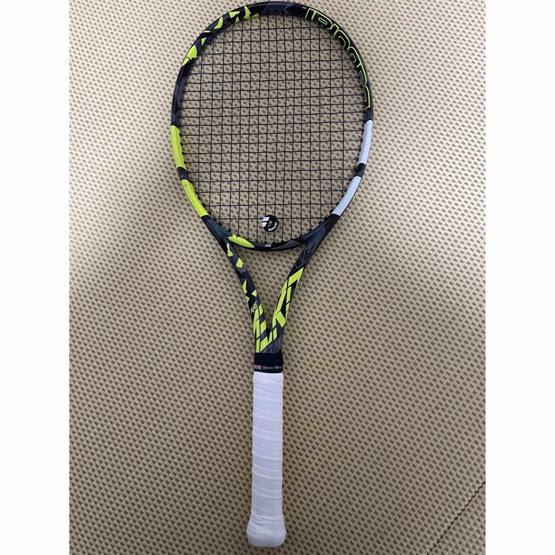 Babolat(バボラ)のピュアアエロ98 グリップ2 スポーツ/アウトドアのテニス(ラケット)の商品写真