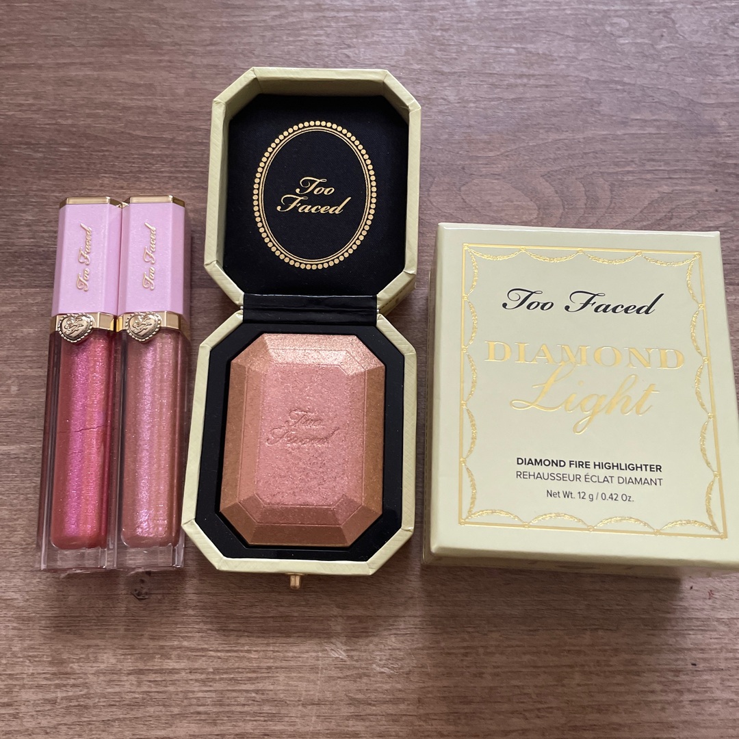 Too Faced - トゥーフェイスド ハイライト グロスの通販 by りー's ...