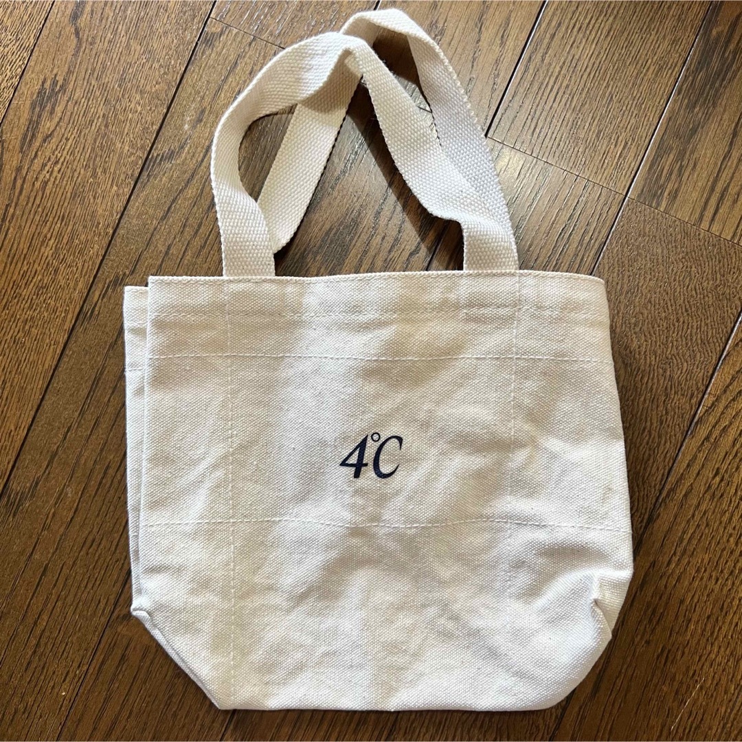 4℃(ヨンドシー)の4℃✰ ミニトート 白系 レディースのバッグ(トートバッグ)の商品写真