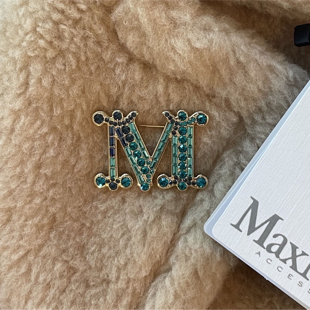 Max Mara - MAX MARA クリスタルブローチの通販 by みみ|マックス