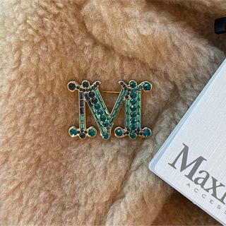 マックスマーラ(Max Mara)のMAX MARA クリスタルブローチ(ブローチ/コサージュ)