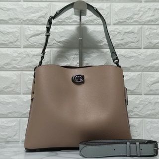 大人気 coach 新作 ウィロウ ショルダー トート バッグ ベージュ