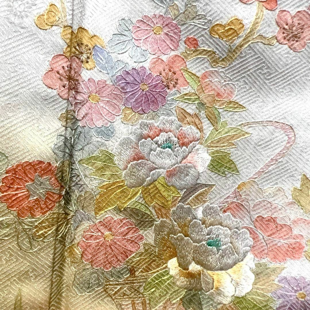 スワトウ刺繍 刺繍花模様の付け下げ 着物-