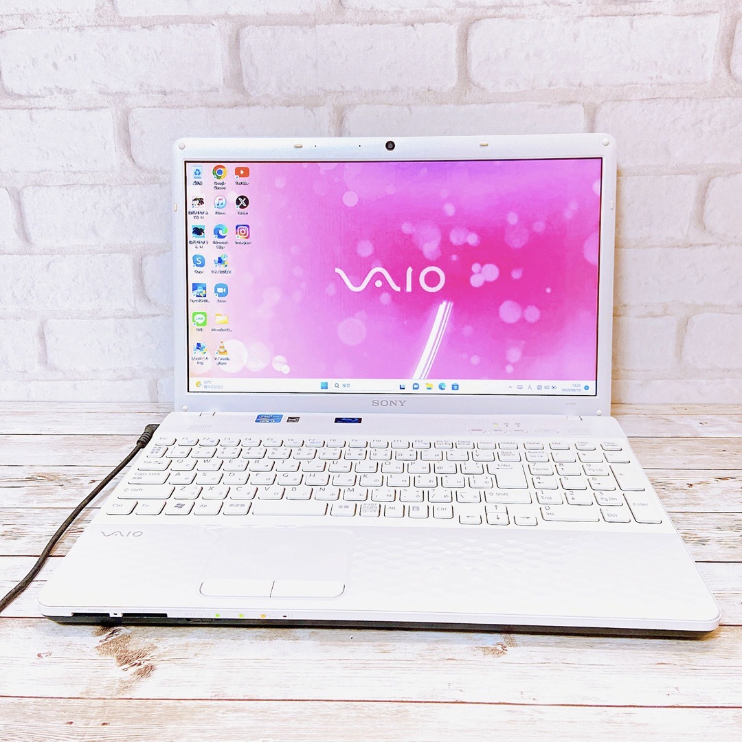 VAIO✨SSD⭐️Office2019搭載 カメラ付きノートパソコン⭐️バイオ