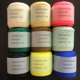 DARUMA SUPERWASH SPANISH MERINO ソックヤーン