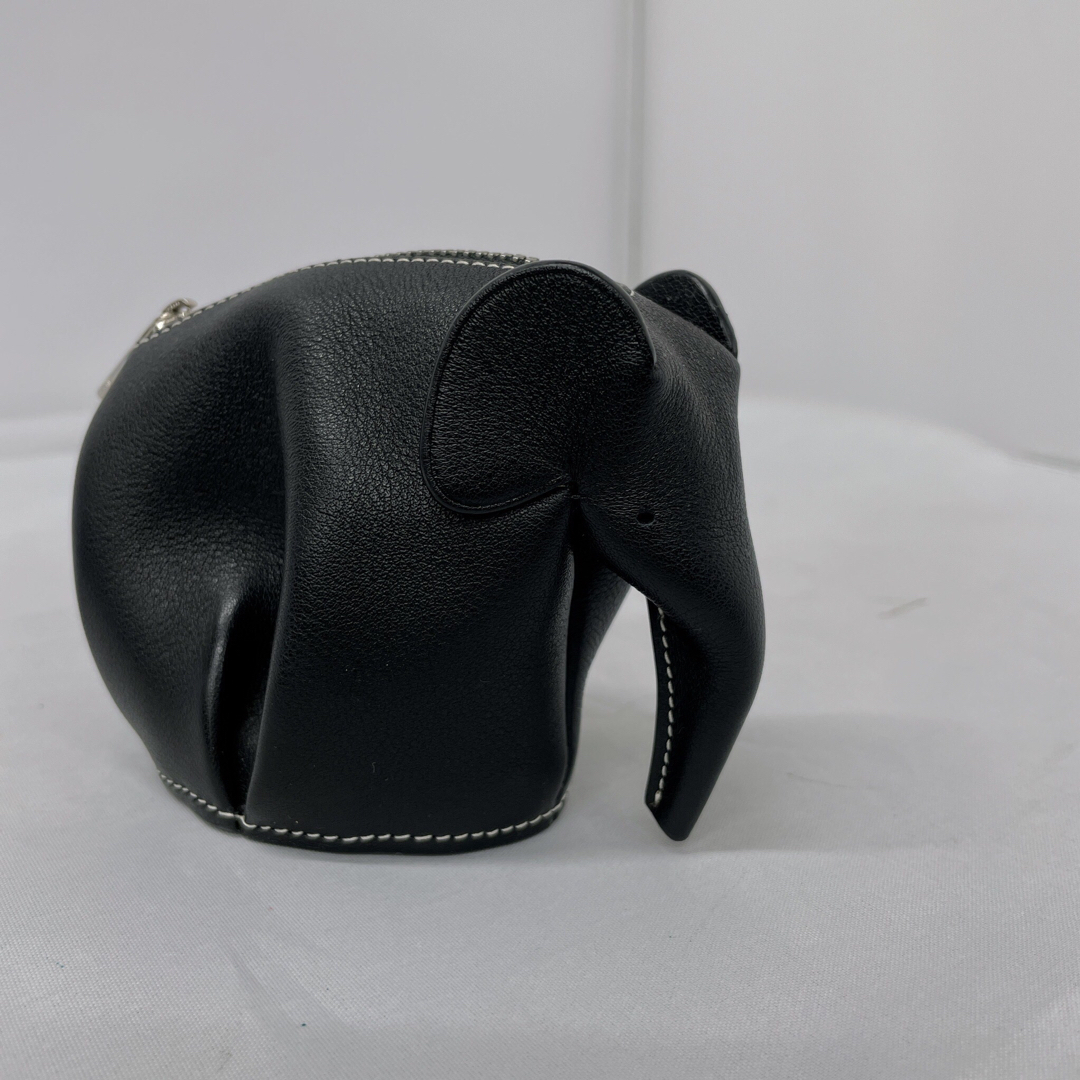 LOEWE(ロエベ)のLOEWE ロエベ エレファント コインケース　レザー　ブラック レディースのファッション小物(コインケース)の商品写真