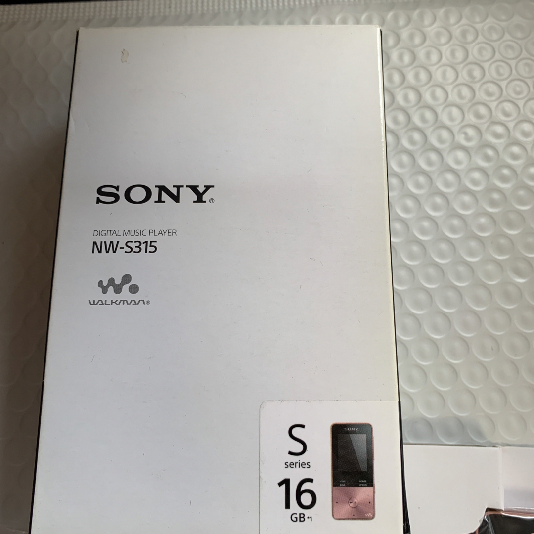 WALKMAN(ウォークマン)の開封済み未使用！SONY  ウォークマン Sシリーズ NW-S315(PI) スマホ/家電/カメラのオーディオ機器(ポータブルプレーヤー)の商品写真