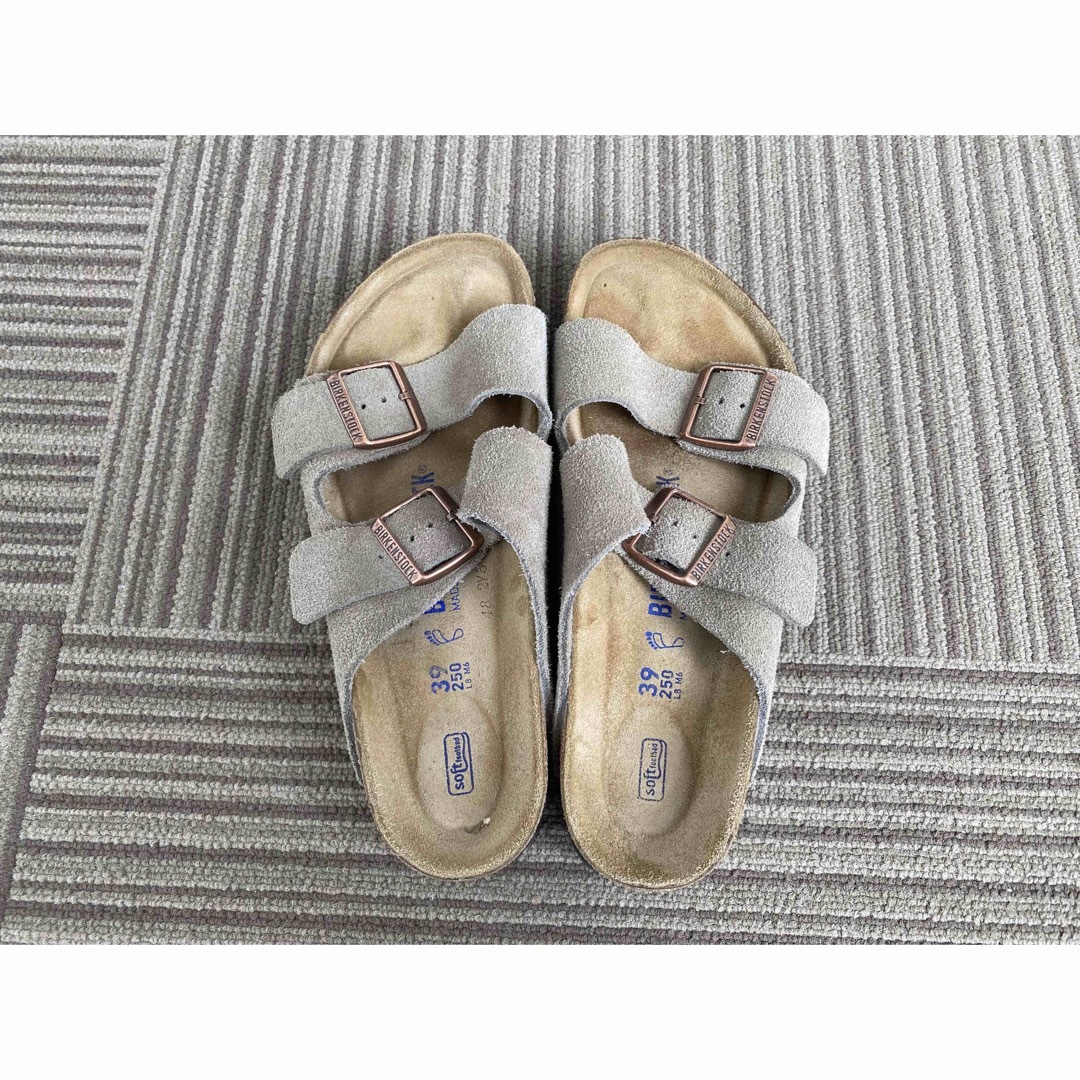 BIRKENSTOCK(ビルケンシュトック)のBIRKENSTOC ビルケンシュトック アリゾナ メンズの靴/シューズ(サンダル)の商品写真