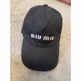 ミュウミュウ(miumiu)のmiumiu 帽子 キャップ(キャップ)