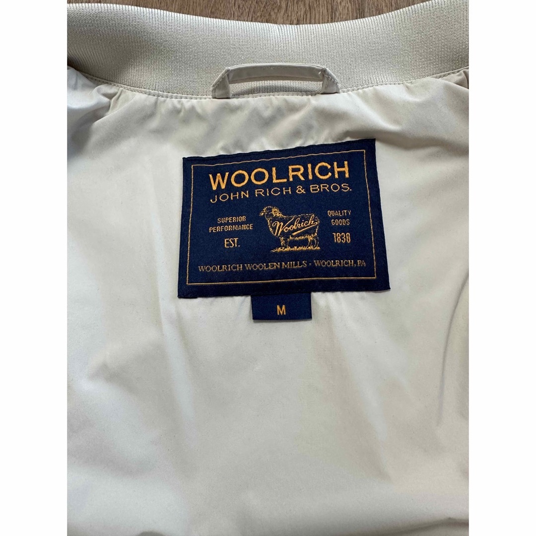 WOOLRICH(ウールリッチ)のウールリッチ　レディース　ナイロンジャンパー レディースのジャケット/アウター(ナイロンジャケット)の商品写真