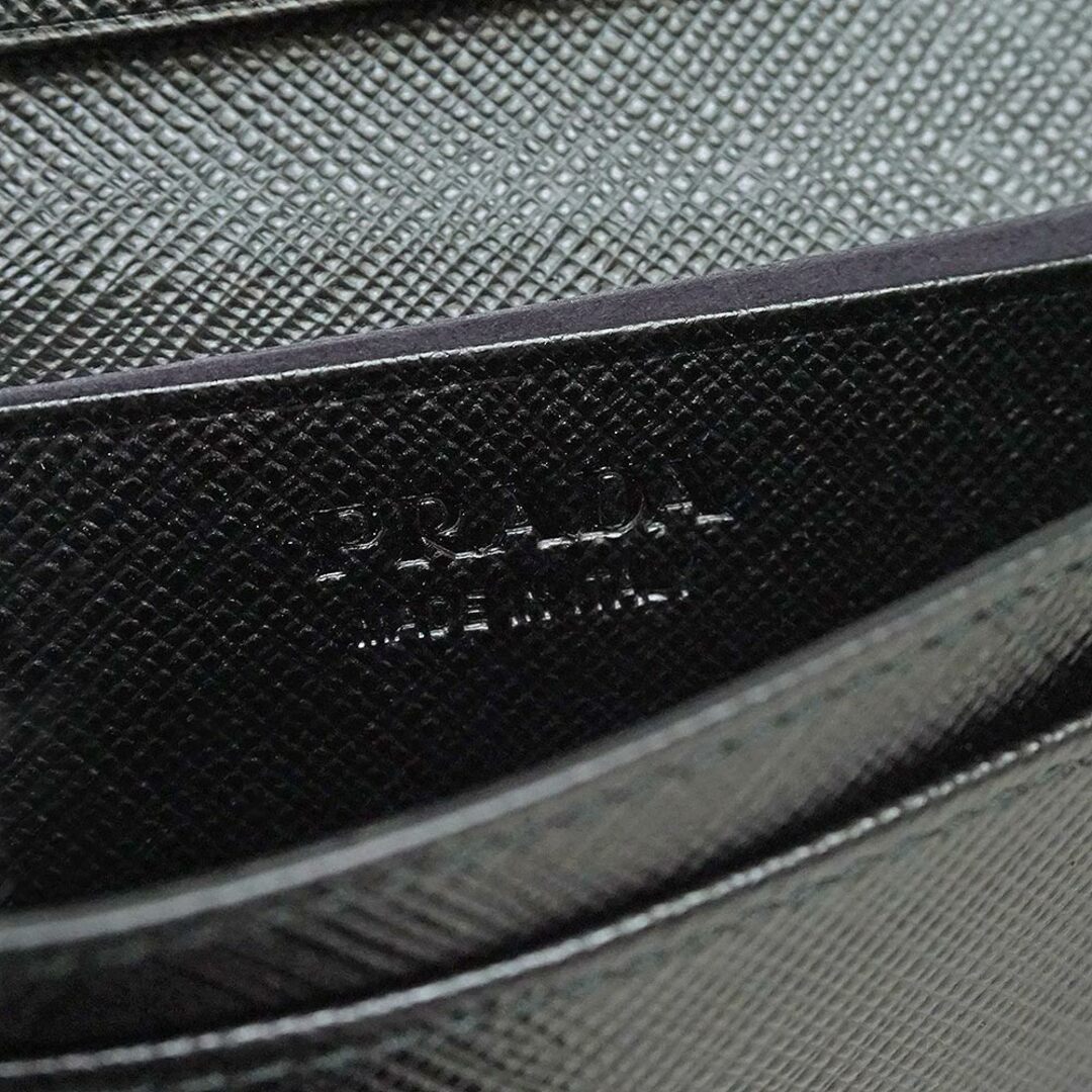 PRADA - プラダ カードケース 名刺入れ 定期入れ パスケース