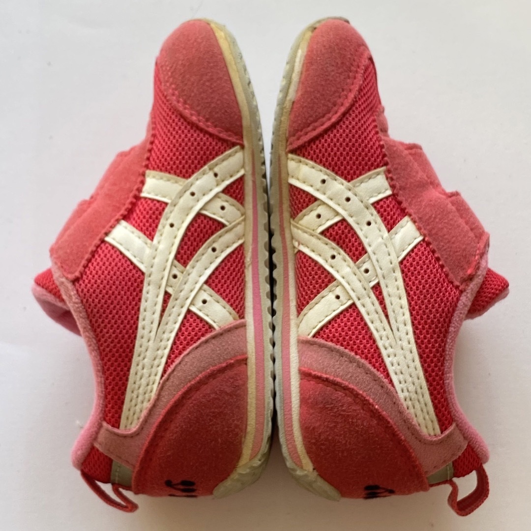 asics(アシックス)の【送料込み】asicsスニーカー 15cm キッズ/ベビー/マタニティのキッズ靴/シューズ(15cm~)(スニーカー)の商品写真