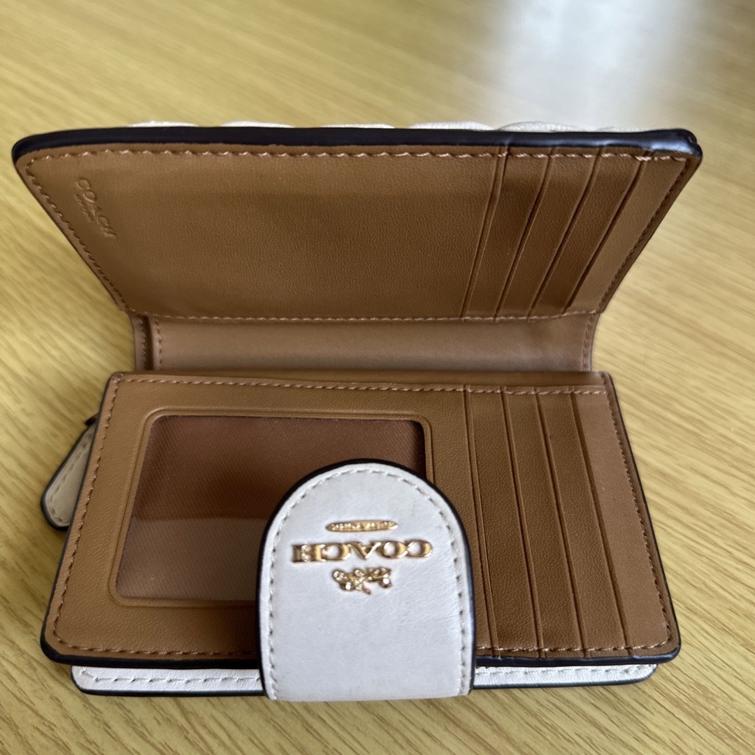 coach 二つ折り財布 レディース 白 ホワイト
