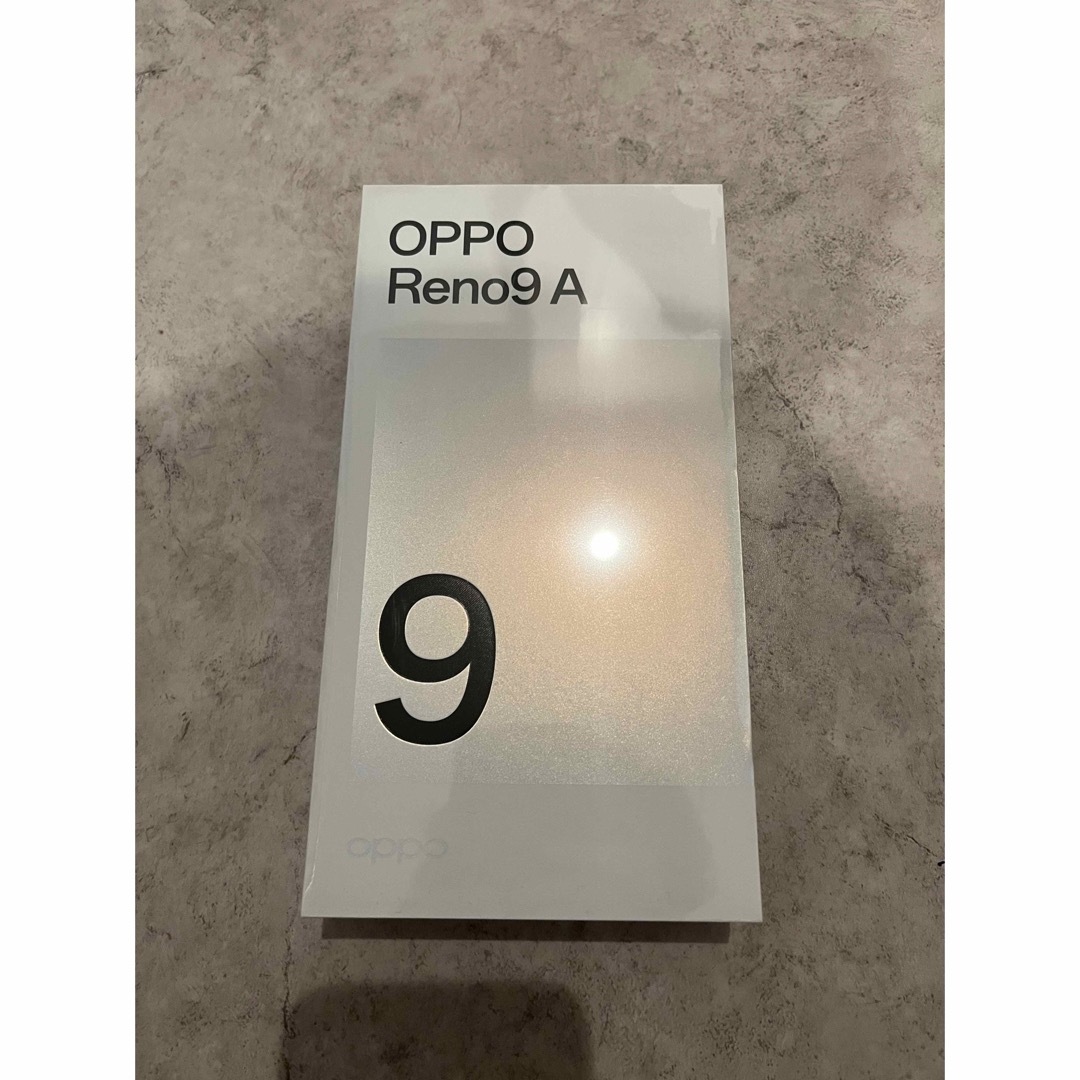 OPPO(オッポ)の⭐︎新品未開封⭐︎ oppo Reno9 A ムーンホワイト スマホ/家電/カメラのスマートフォン/携帯電話(スマートフォン本体)の商品写真