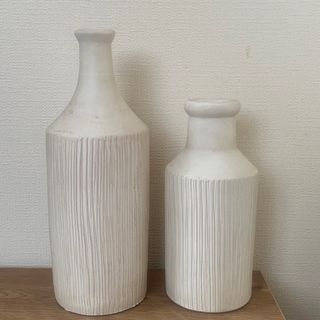 アクタス(ACTUS)のACTUS ハンドメイド セラミックベース BOTTLE 2つセット(花瓶)