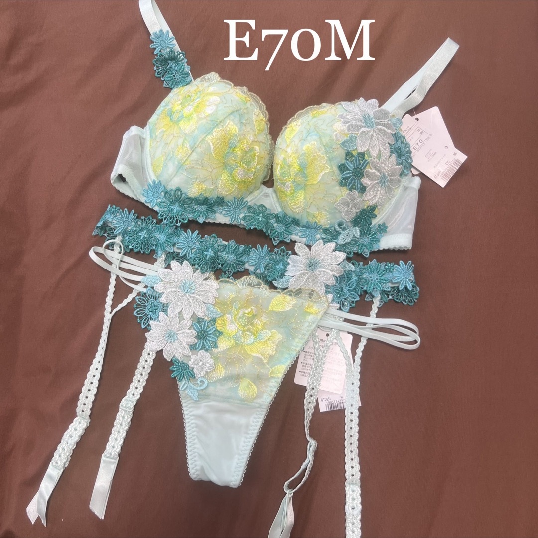 【新品】wacoal サルート 51 ブラ ソング ガーター E70M ME | フリマアプリ ラクマ