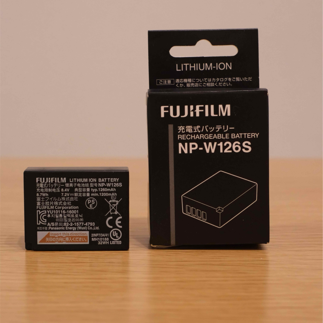 富士フイルム(フジフイルム)のFUJIFILM フジフイルム デジタルカメラ用バッテリー NP-W126S  スマホ/家電/カメラのスマートフォン/携帯電話(バッテリー/充電器)の商品写真