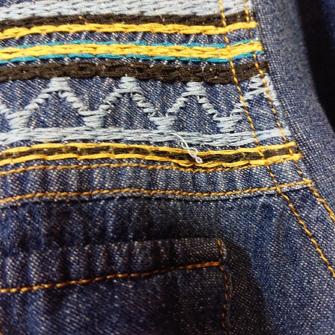 titicaca(チチカカ)のTITICACA 刺繍デニムシャツ  チチカカ レディースのトップス(シャツ/ブラウス(長袖/七分))の商品写真