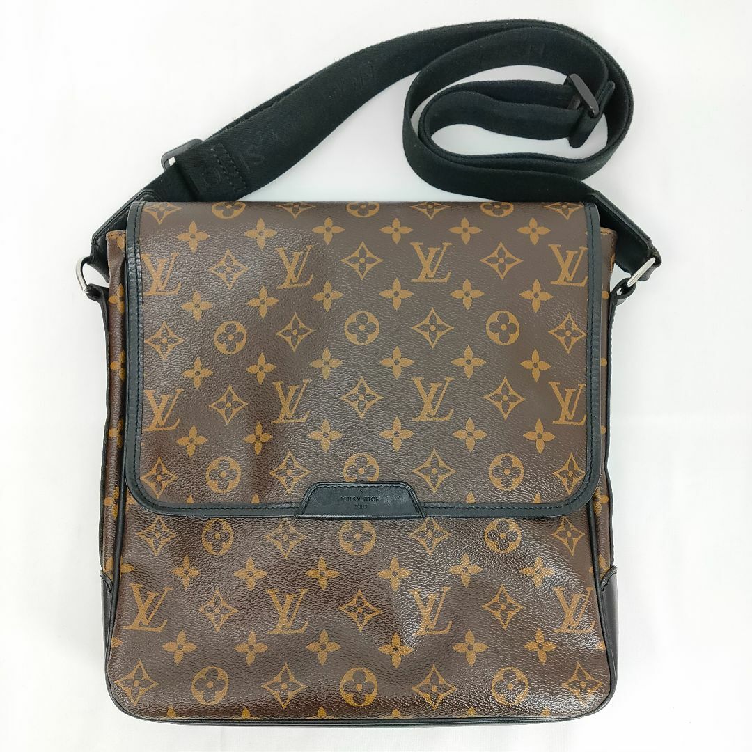 LOUIS VUITTON(ルイヴィトン)のルイ・ヴィトン　（モノグラム・マカサー）　バスMM メンズのバッグ(ショルダーバッグ)の商品写真