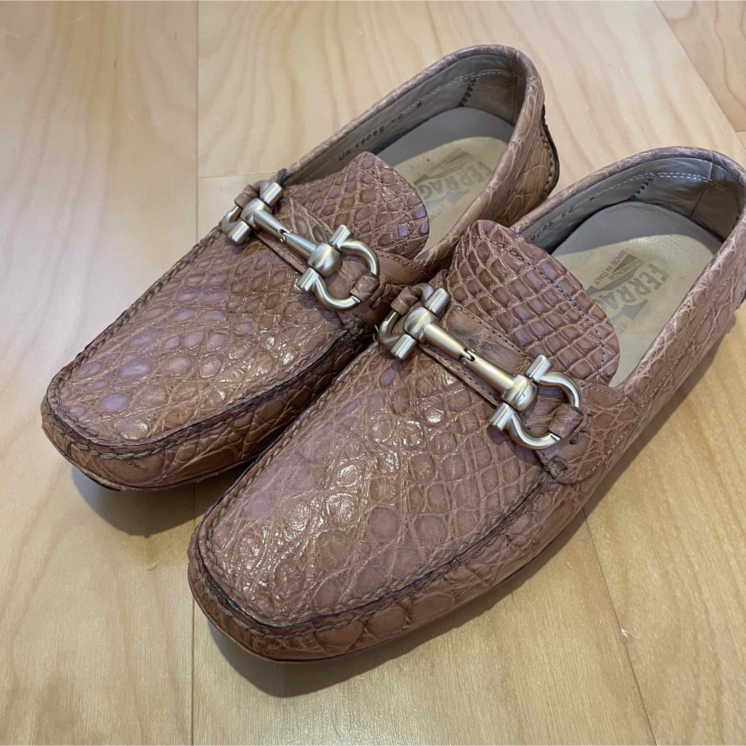人気スポー新作 Salvatore Ferragamo フェラガモ ドライビングシューズ