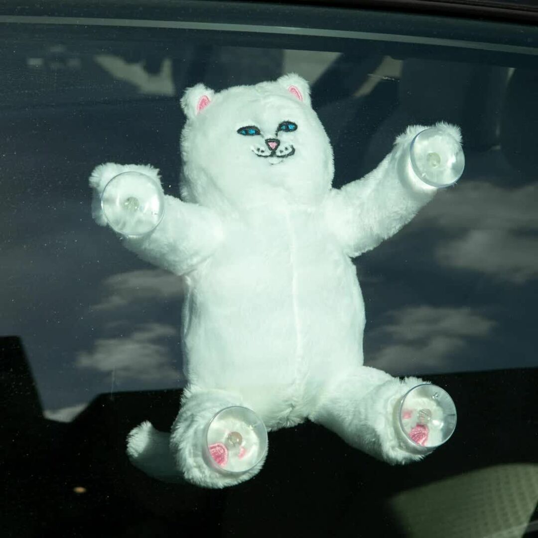 RIPNDIP(リップンディップ)のRIPNDIP NERM WINDOW PLUSH SUCTION DOLL レディースのファッション小物(その他)の商品写真