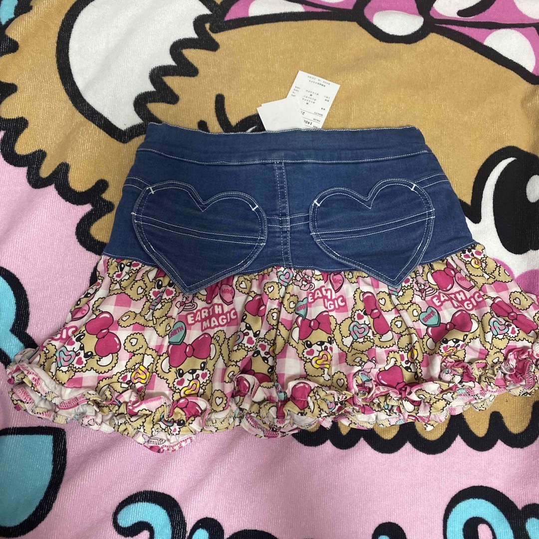 EARTHMAGIC(アースマジック)の３４、⭐️⭐️⭐️140センチ キッズ/ベビー/マタニティのキッズ服女の子用(90cm~)(スカート)の商品写真