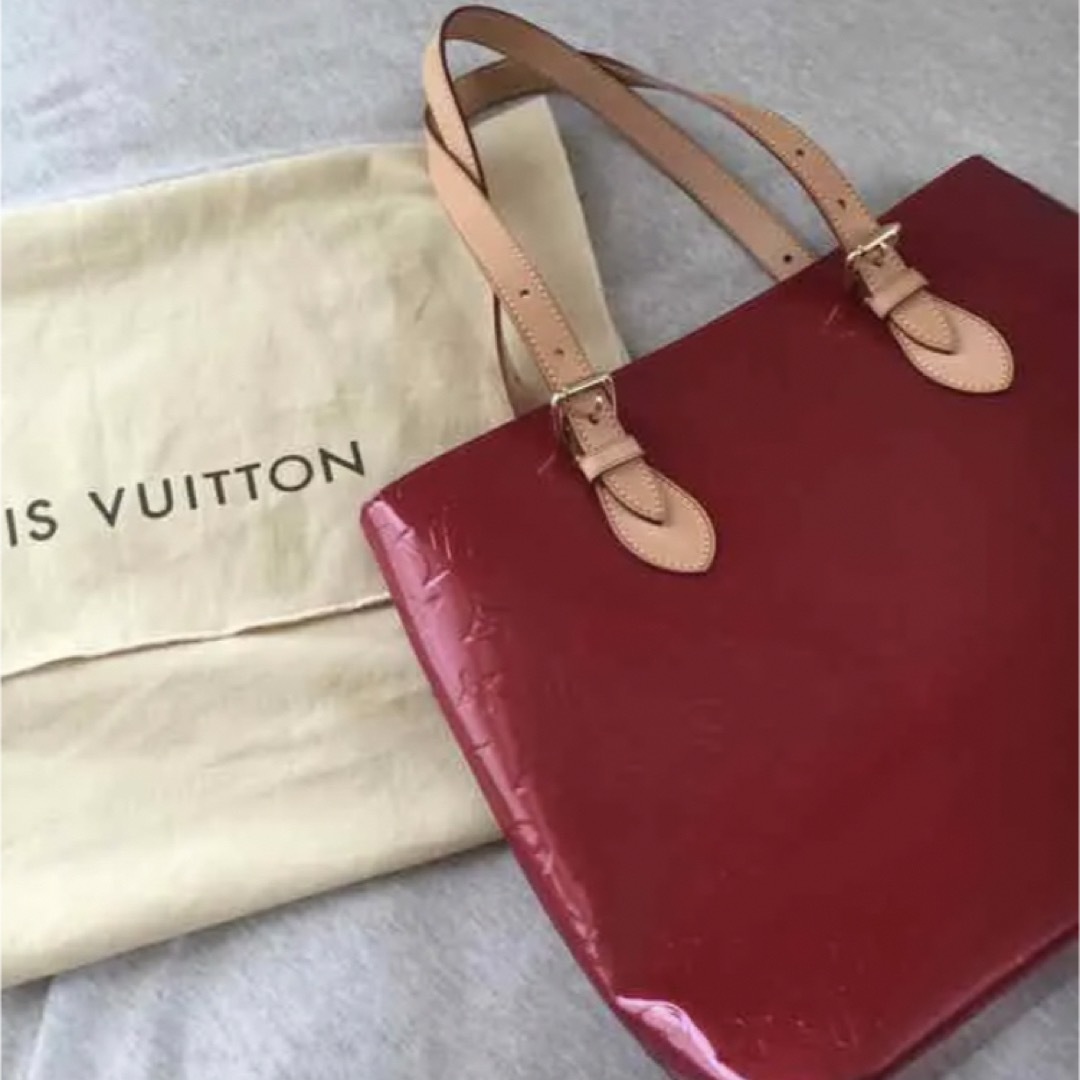 LOUIS VUITTON(ルイヴィトン)のヴェルニ トートバッグ レッド レディースのバッグ(トートバッグ)の商品写真