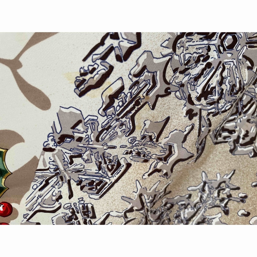 Hermes(エルメス)の【希少】　エルメス　スカーフ　カレ　90   レディースのファッション小物(バンダナ/スカーフ)の商品写真