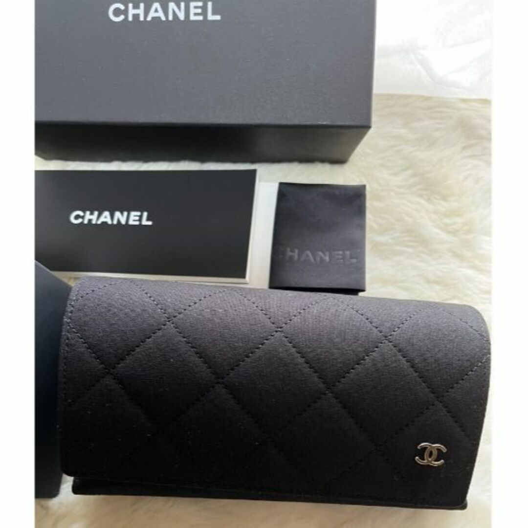 CHANEL(シャネル)の匿名配送★CHANEL★5422B ロゴ サングラス レディースのファッション小物(サングラス/メガネ)の商品写真