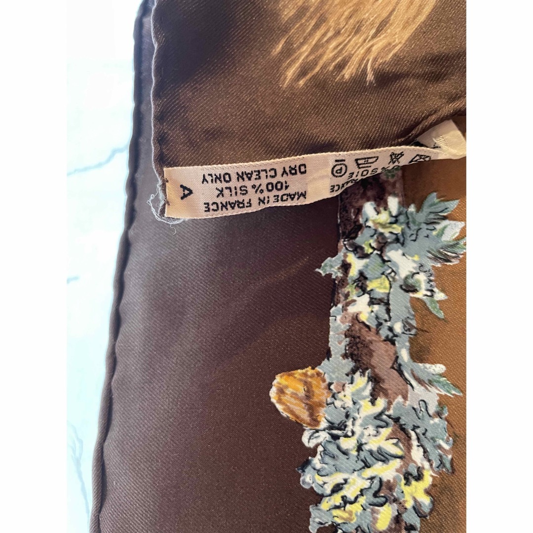 Hermes(エルメス)のエルメス　スカーフ　カレ　90 レディースのファッション小物(バンダナ/スカーフ)の商品写真