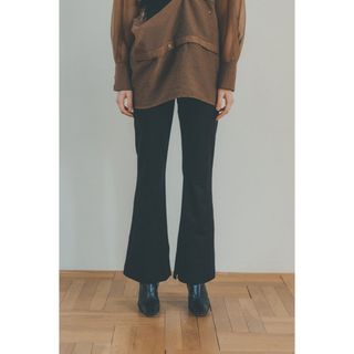 クラネ(CLANE)のCLANE SOFT JERSEY FLARE PANTS BLACK(カジュアルパンツ)