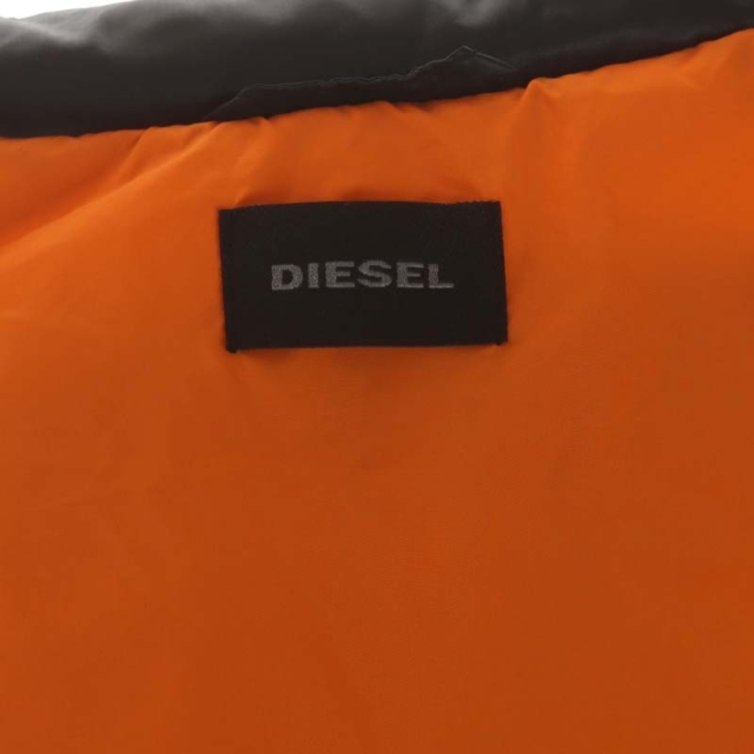 DIESEL(ディーゼル)のディーゼル ナイロン ダウンベスト 総裏地 ジップアップ M 黒 ブラック メンズのジャケット/アウター(ダウンベスト)の商品写真