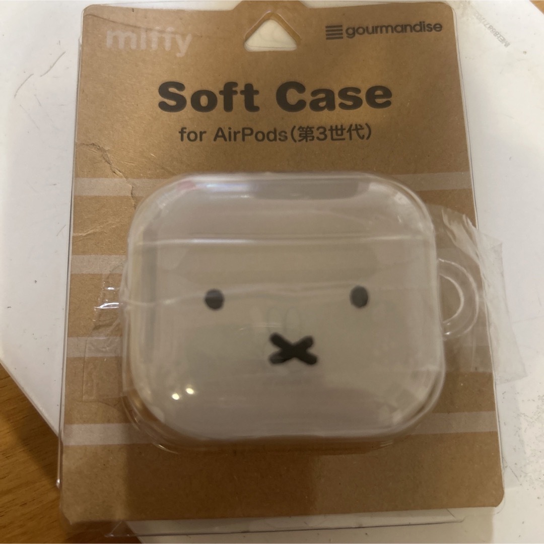 miffy(ミッフィー)のグルマンディーズ MF-254WH AirPods 第3世代 ソフトケース ミッ スマホ/家電/カメラのオーディオ機器(その他)の商品写真