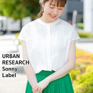 アーバンリサーチサニーレーベル(URBAN RESEARCH SONNY LABEL)のアーバンリサーチサニーレーベル　バンドカラーコットンレースシャツ　ホワイト(シャツ/ブラウス(半袖/袖なし))