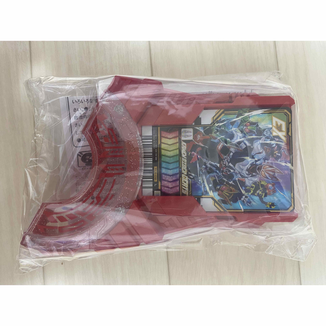 DXガッチャードライバー早期購入特典 ワンネスレイズバックル