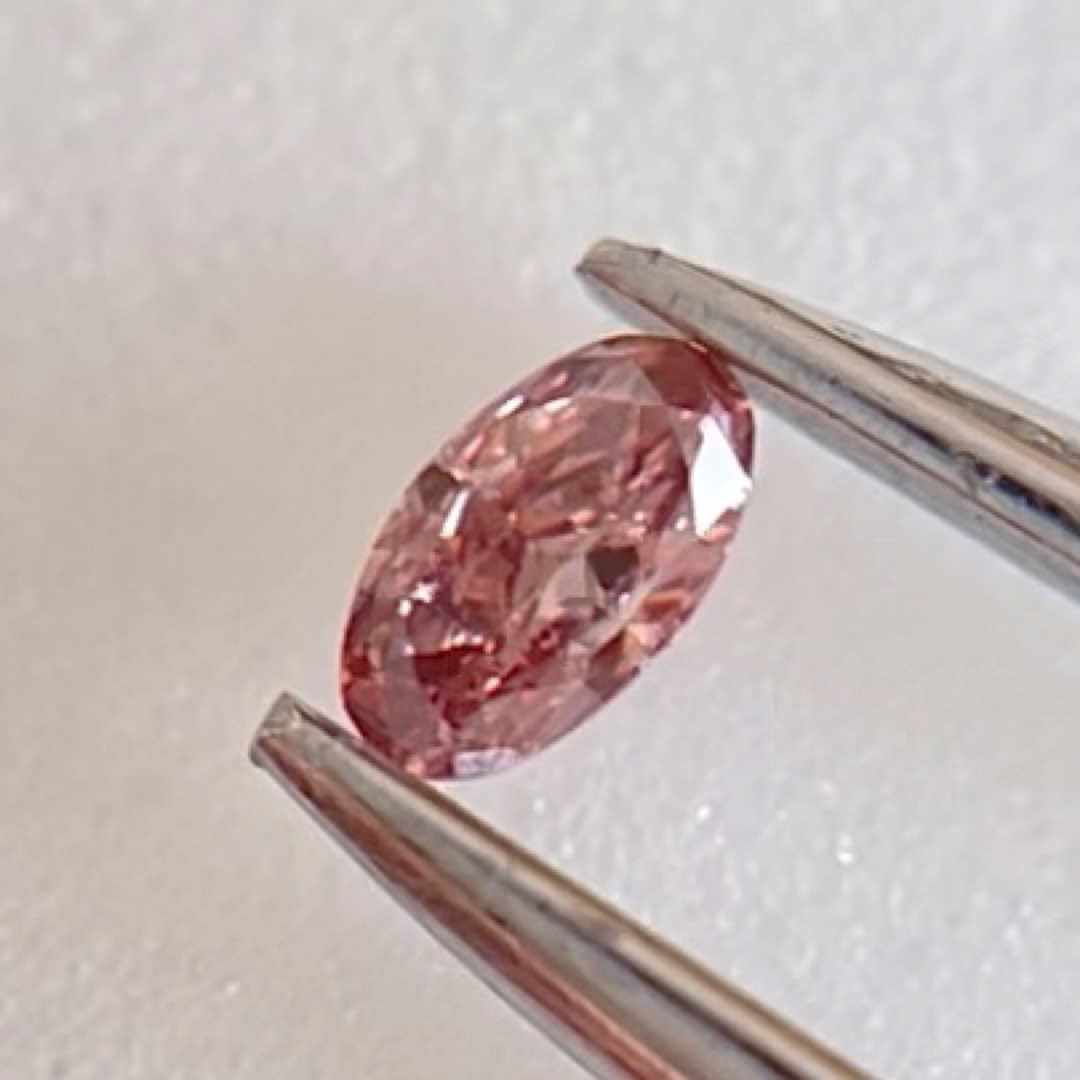 0.055ct SI-2 天然ピンクダイヤモンドFANCY DEEP PINK