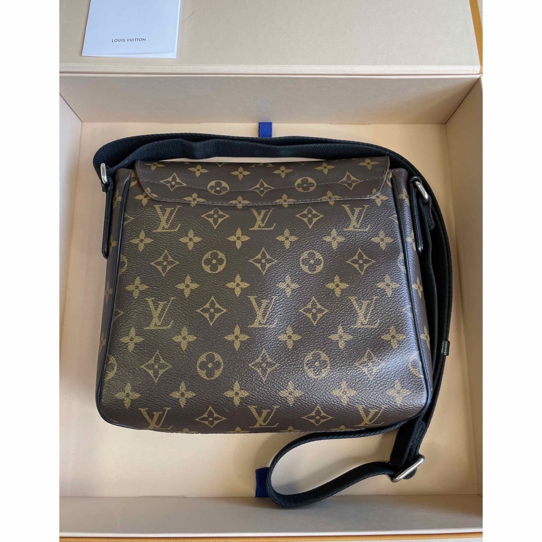 Louis Vuitton District PM モノグラムマカサー
