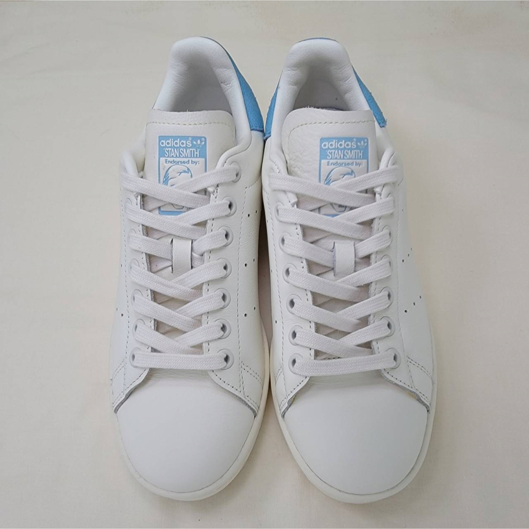 STANSMITH（adidas）(スタンスミス)のアディダス スタンスミス ホワイト/ブルー 23.5cm レディースの靴/シューズ(スニーカー)の商品写真