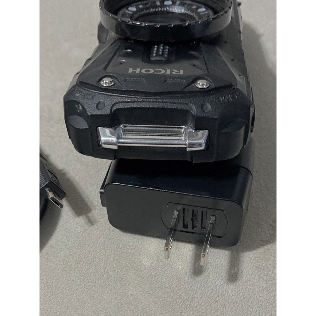 RICOH(リコー)のRICOH リコーWG-60ブラック本格防水デジタルカメラ スマホ/家電/カメラのカメラ(コンパクトデジタルカメラ)の商品写真