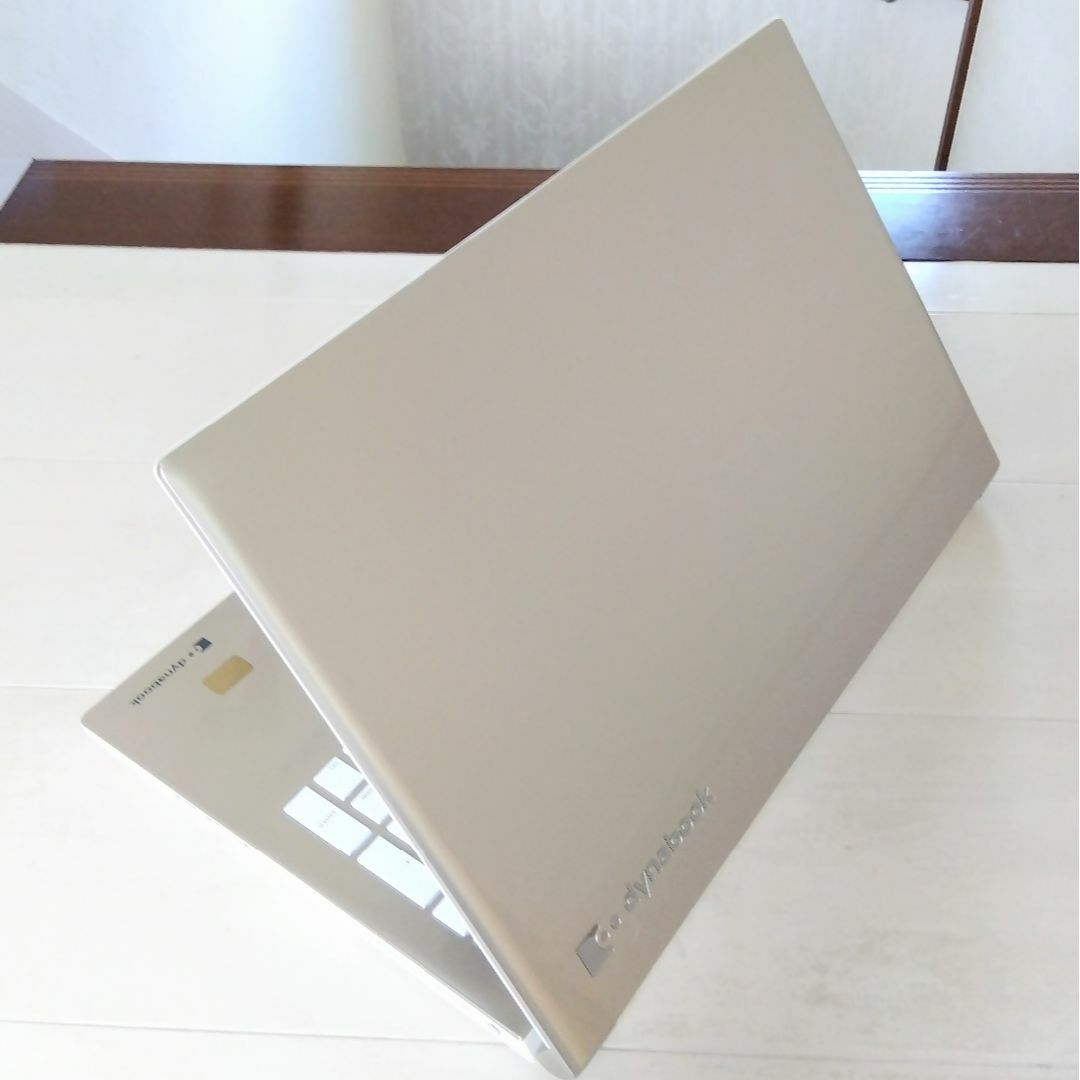 美品！ゴールド✨メモリ8GB＆高速SSD搭載✨東芝ノートパソコン✨カメラ✨36