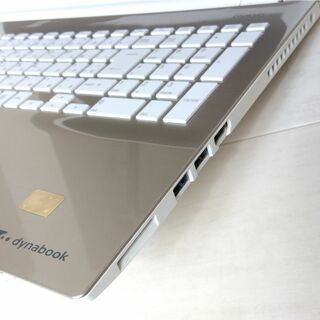 東芝 - 美品！ゴールド✨メモリ8GB＆高速SSD搭載✨東芝ノートパソコン